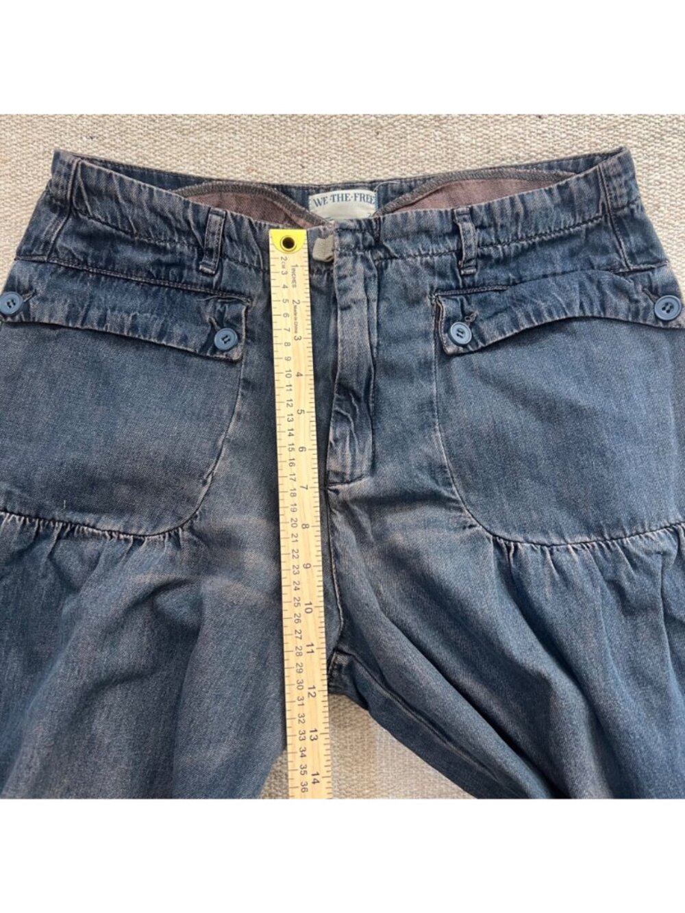We The Free Lotus Jeans Size 31 Balloon Style in Juno - Picture 4 of 8